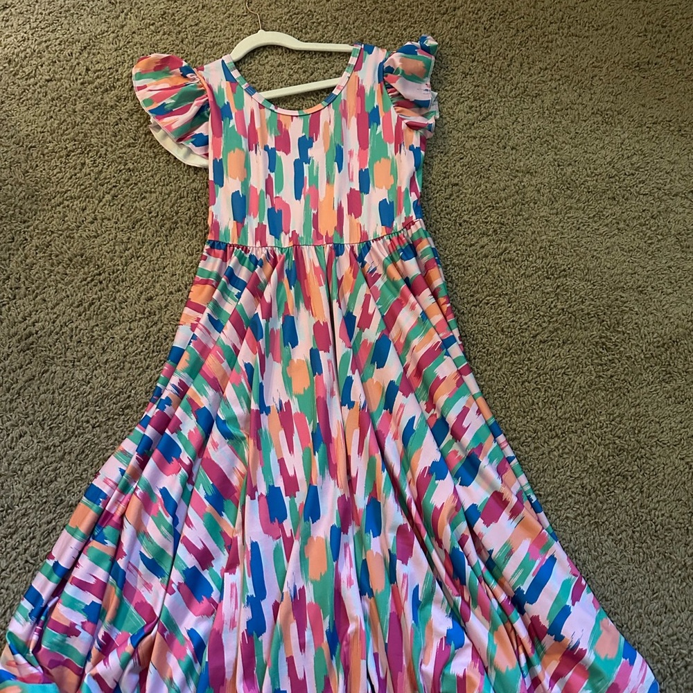 Dot Dot Smile Multicolor Flutter Sleeve Dress